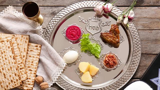 passover-food-traditions-hero.webp