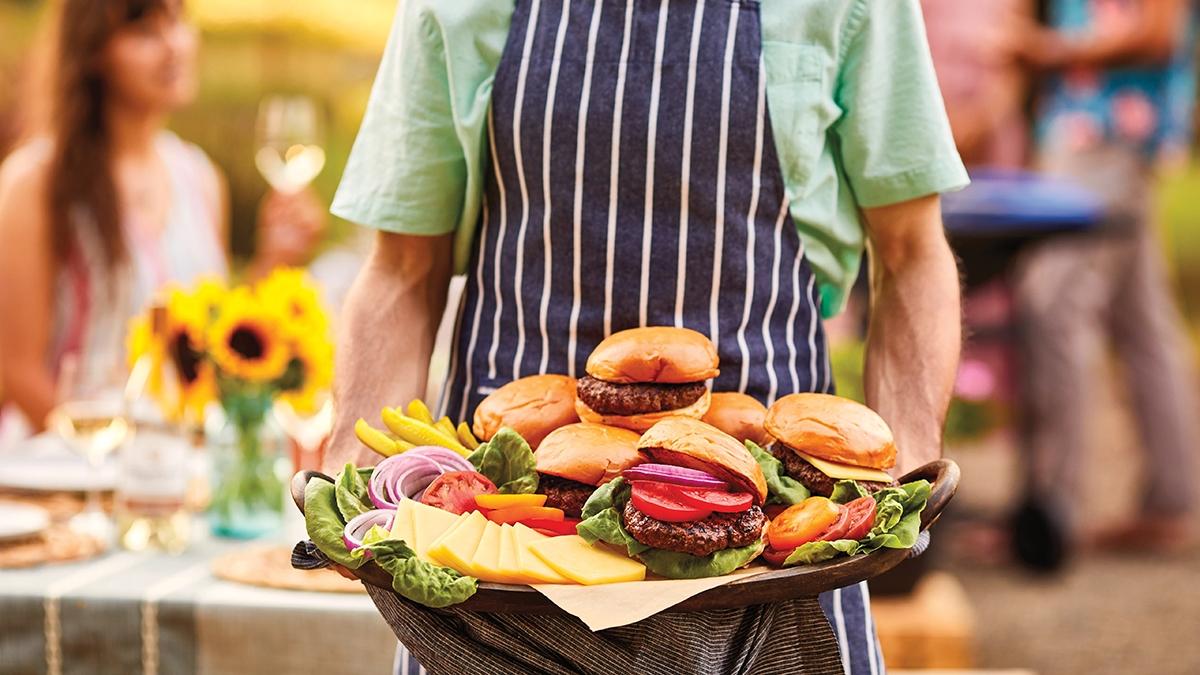 summer grilling burgers hero