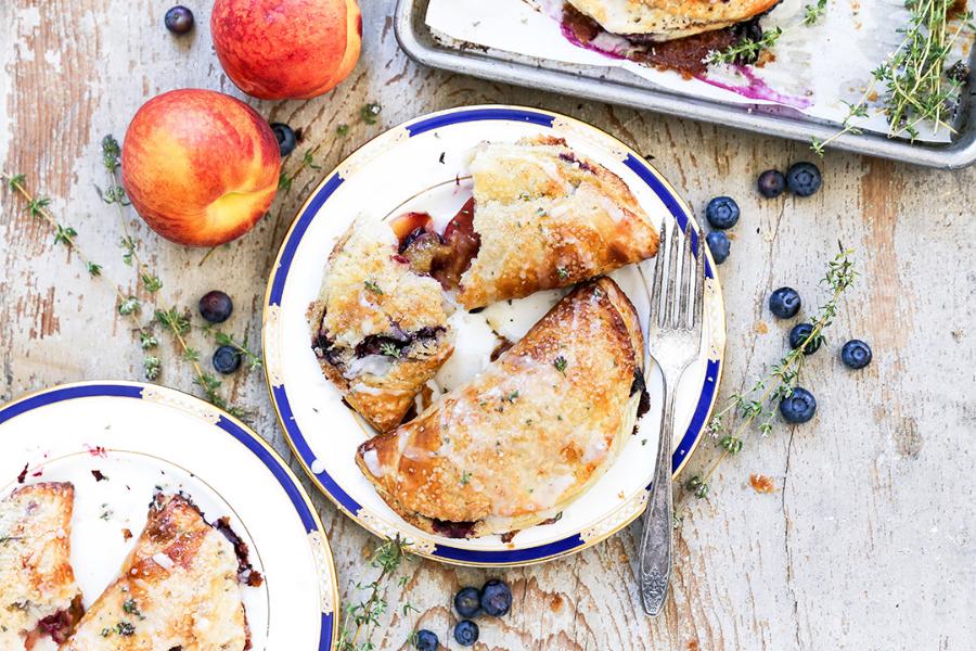 Peach Blueberry Pie Horizontal