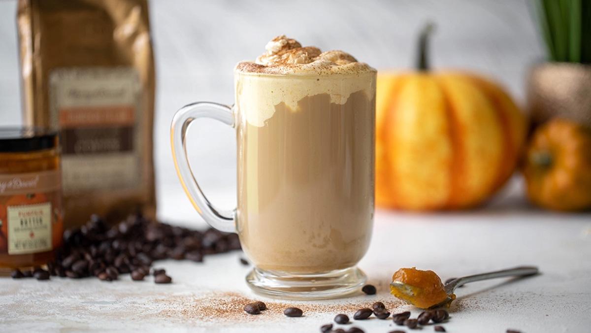 pumpkin-spice-latte-recipe-hero.jpg